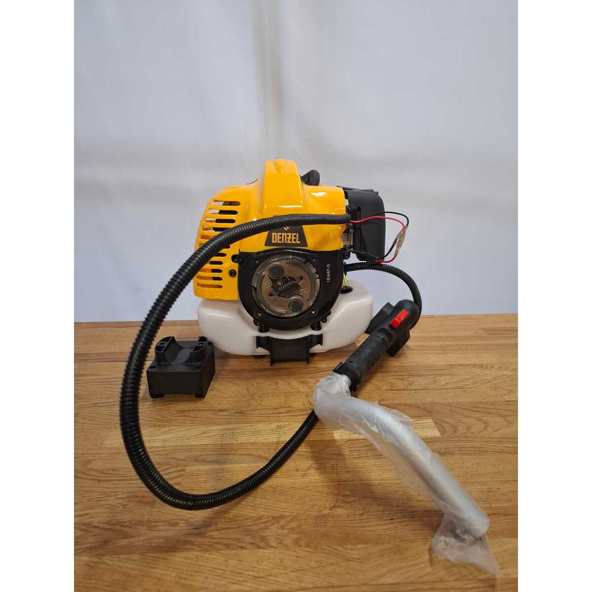 Триммер бензиновый Denzel DT-52E (2-коробки) (Цвет: Yellow/Black)