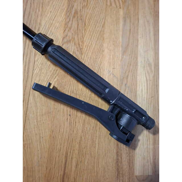 Опрыскиватель аккумуляторный DENZEL D-16LA (Цвет: Orange / Black) Опрыскиватель аккумуляторный DENZEL D-16LA (Цвет: Orange / Black)