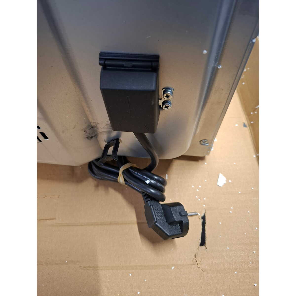 Духовой шкаф Beko BBCM13300X, черный