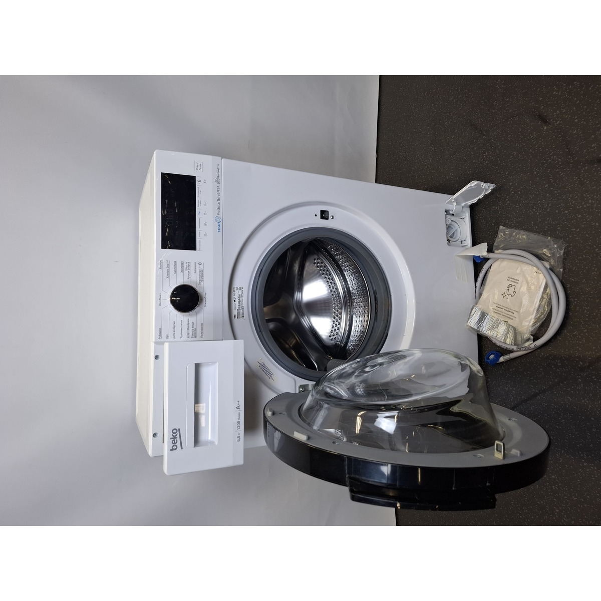 Стиральная машина Beko WSPE6H616W, белый
