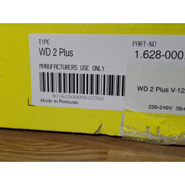 Строительный пылесос Karcher WD 2 Plus V-12 / 4 / 18 (Цвет: Yellow) Строительный пылесос Karcher WD 2 Plus V-12 / 4 / 18 (Цвет: Yellow)