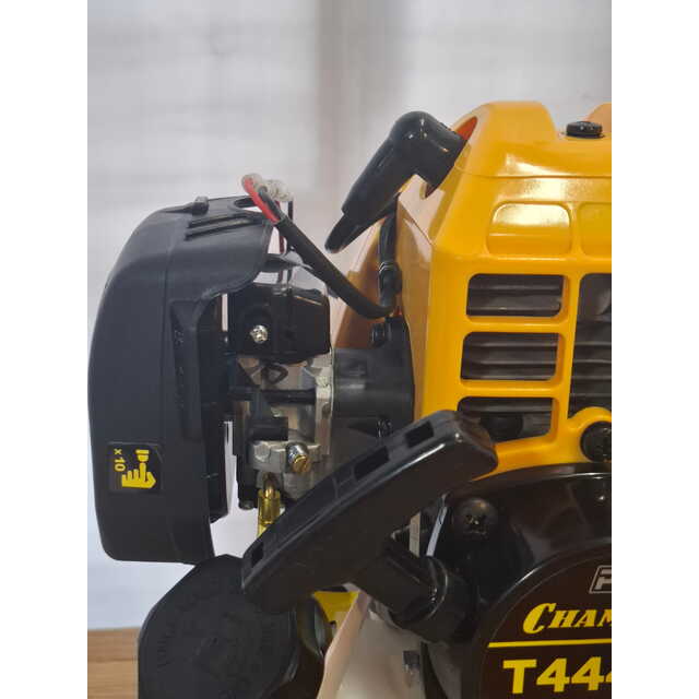 Триммер бензиновый Champion T444S-2 (2-коробки) (Цвет: Yellow / Black)