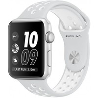 Умные часы Apple Watch Series 2 42mm with Nike Sport Band (Цвет: Silver/Pure Platinum and White)