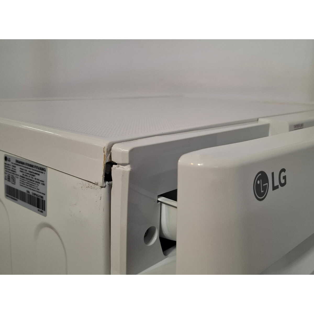 Стиральная машина LG F2V9GC9W, белый