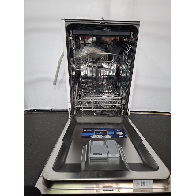 Посудомоечная машина Beko BDIS1W861, белый