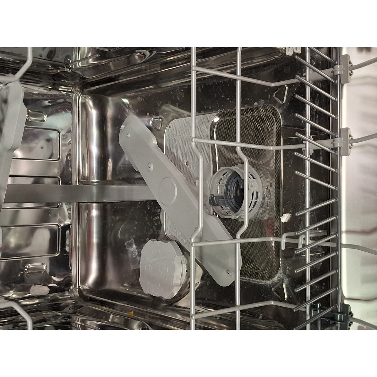 Посудомоечная машина Beko BDIS1W861, белый