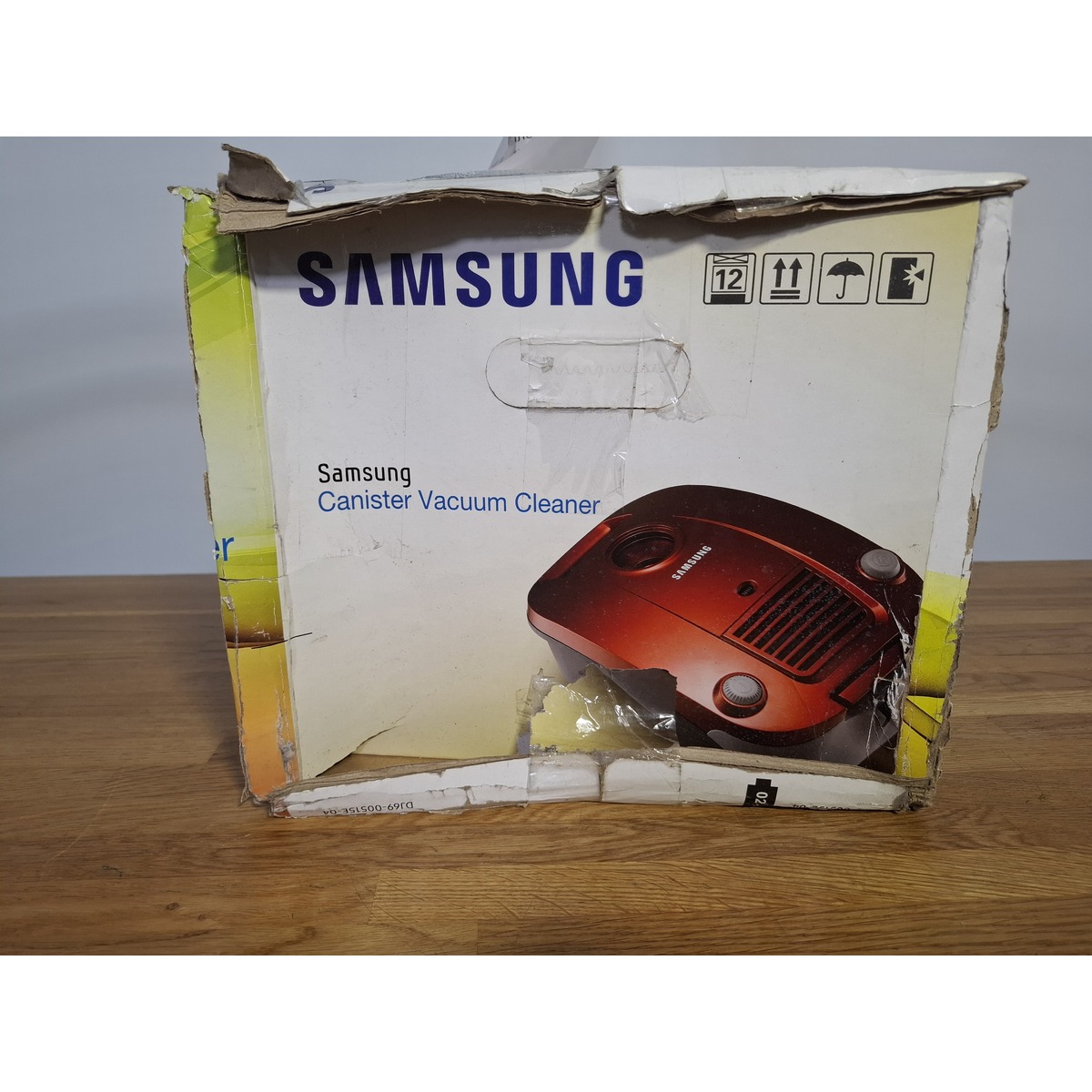 Пылесос Samsung VCC4130S37 / XSG (Цвет: Red)