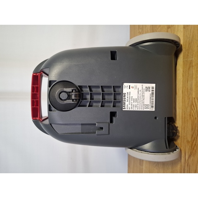 Пылесос Samsung VCC4130S37 / XSG (Цвет: Red)