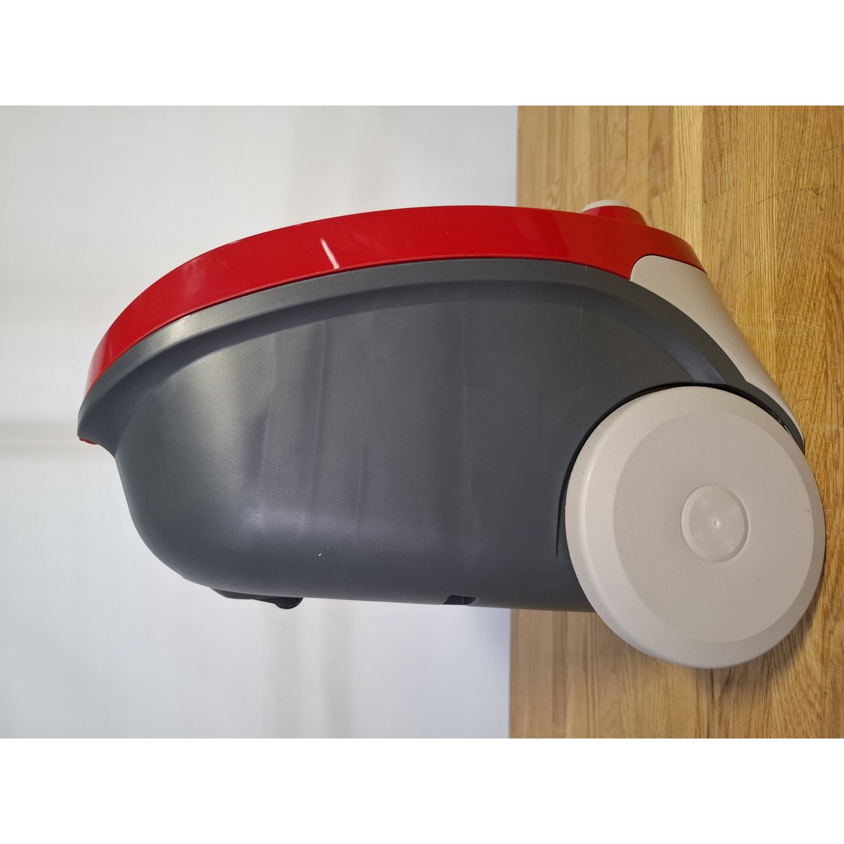 Пылесос Samsung VCC4130S37 / XSG (Цвет: Red)