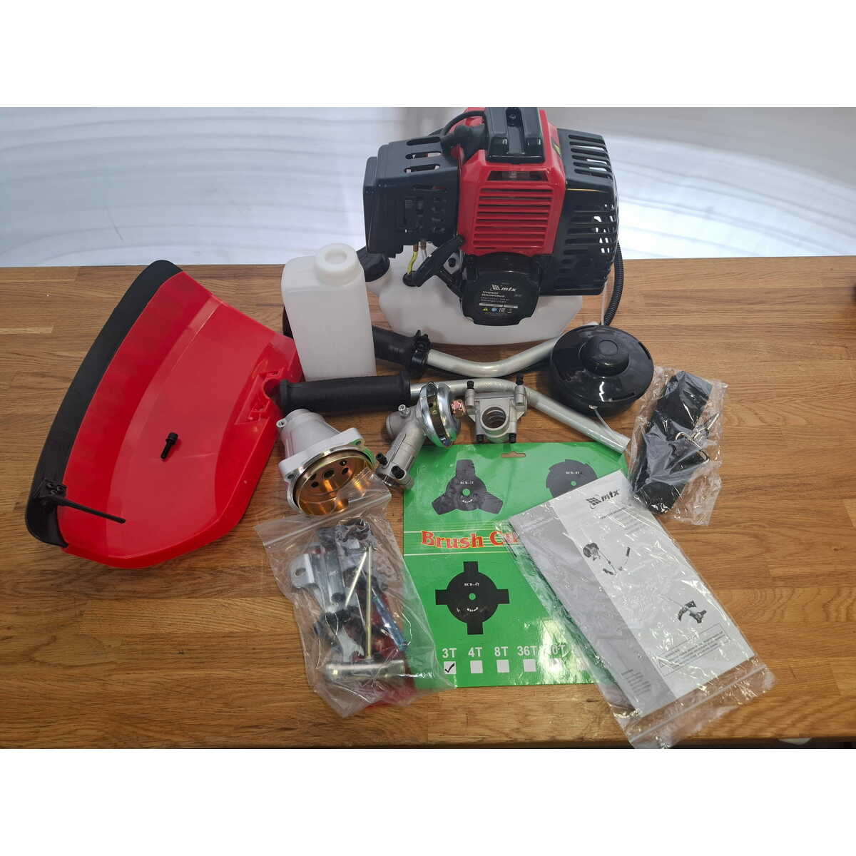 Триммер бензиновый MTX MT-43 (Цвет: Red/Black)