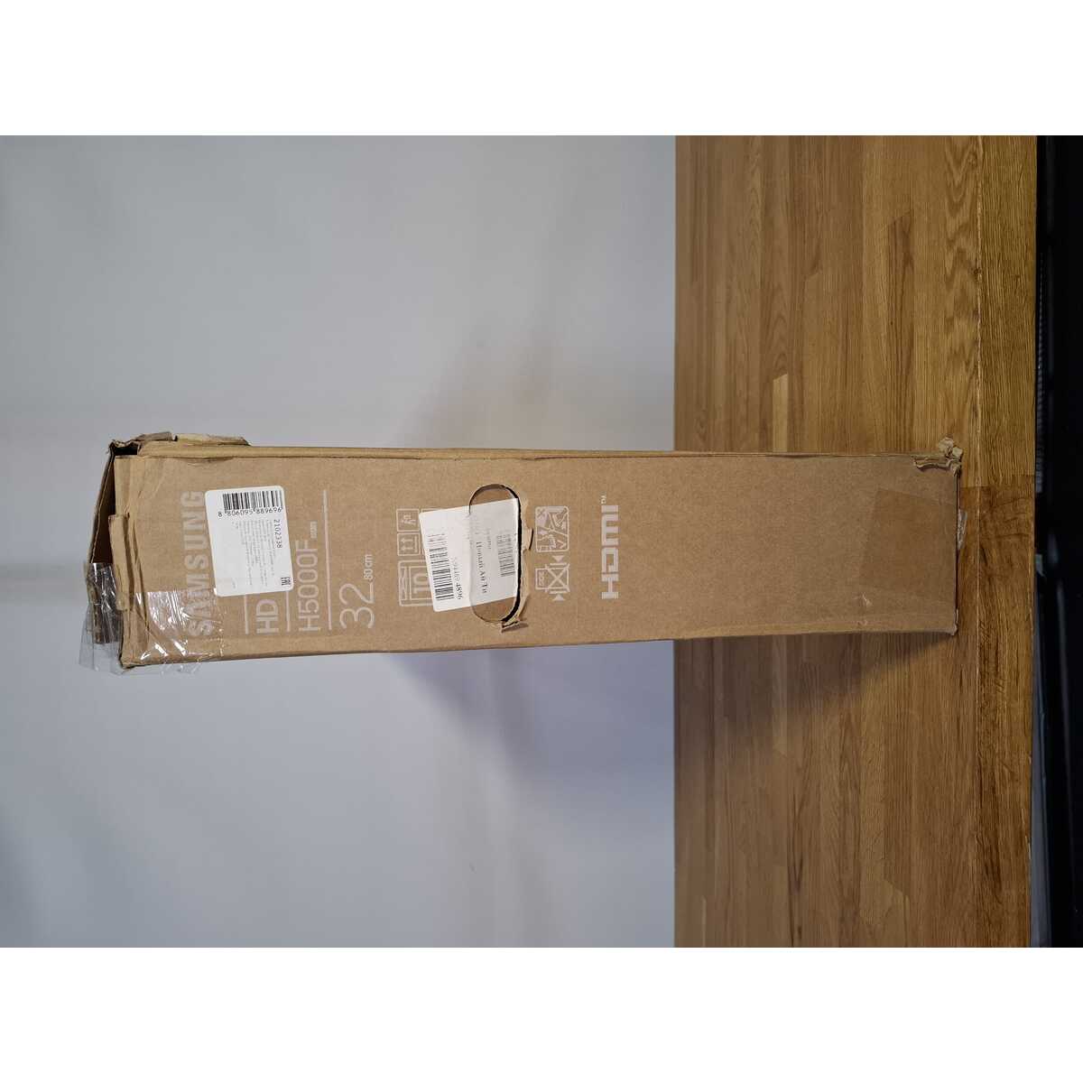 Телевизор Samsung 32" UE32H5000FUXRU, черный