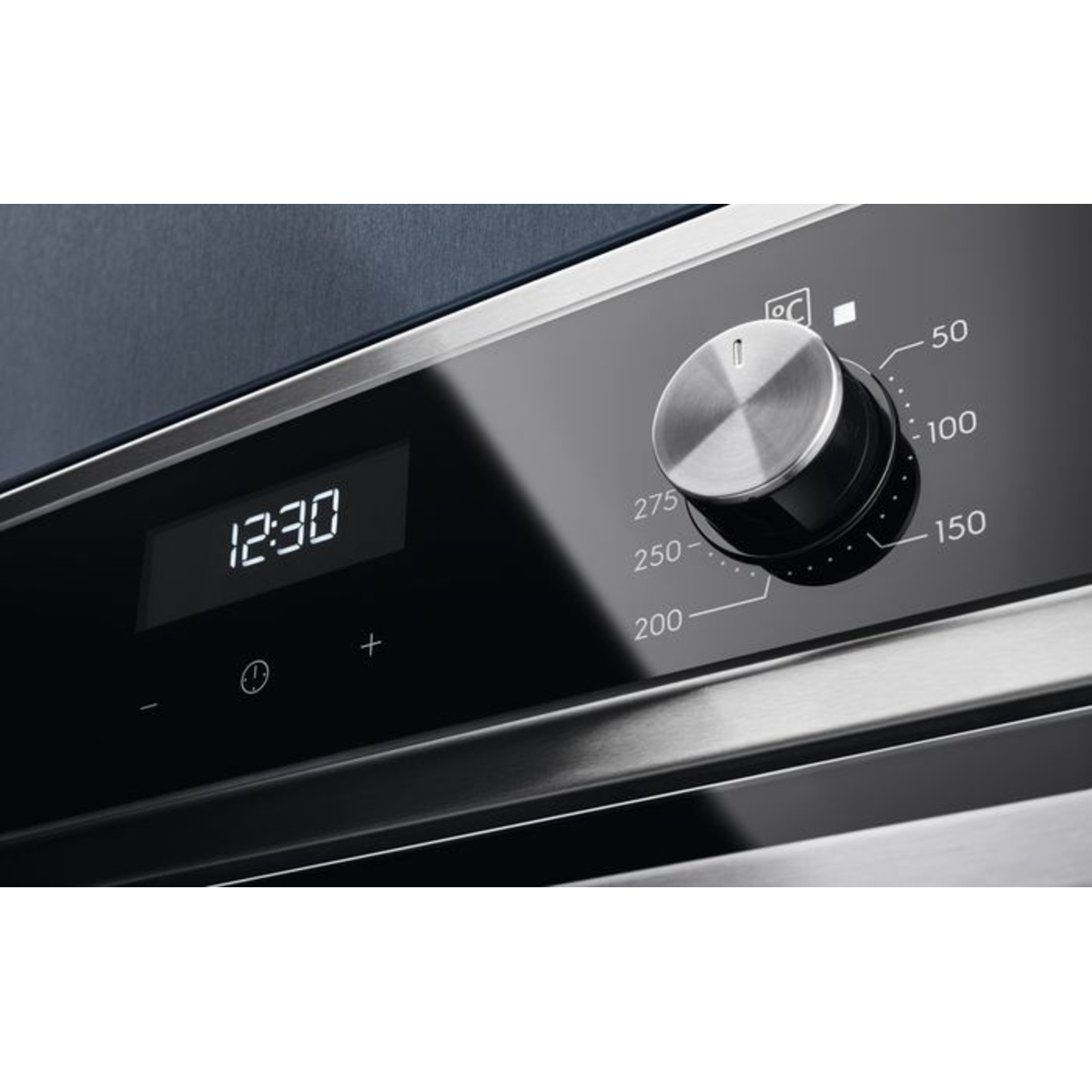 Духовой шкаф Electrolux OEF5E50X (Цвет: Inox)