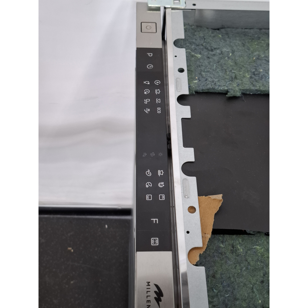 Посудомоечная машина MILLEN MDW 451, белый
