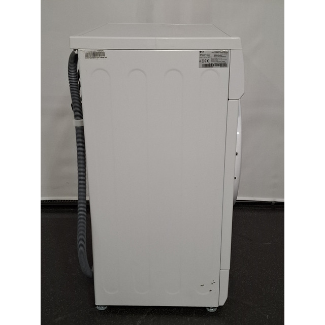 Стиральная машина LG F2J3HS3W, белый Стиральная машина LG F2J3HS3W, белый
