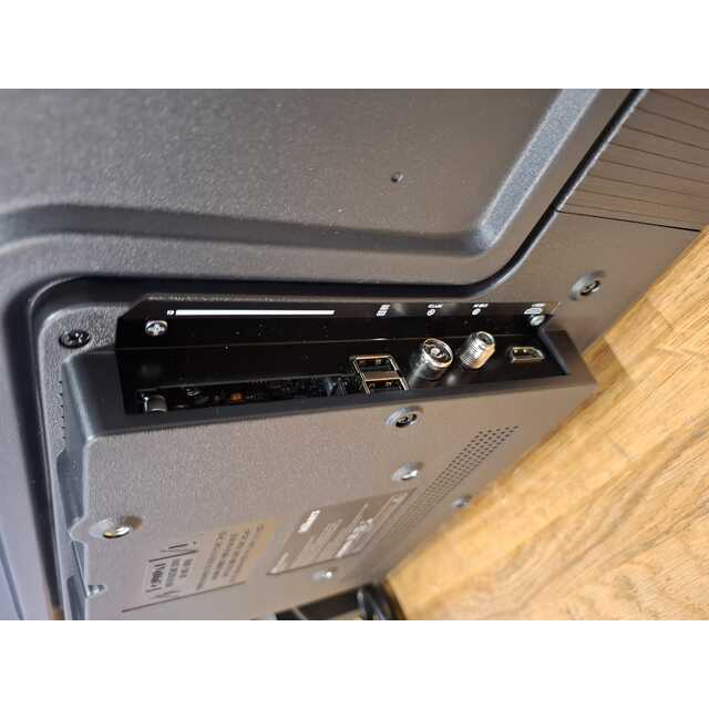 Телевизор Hikers 32" 32HTF01, черный