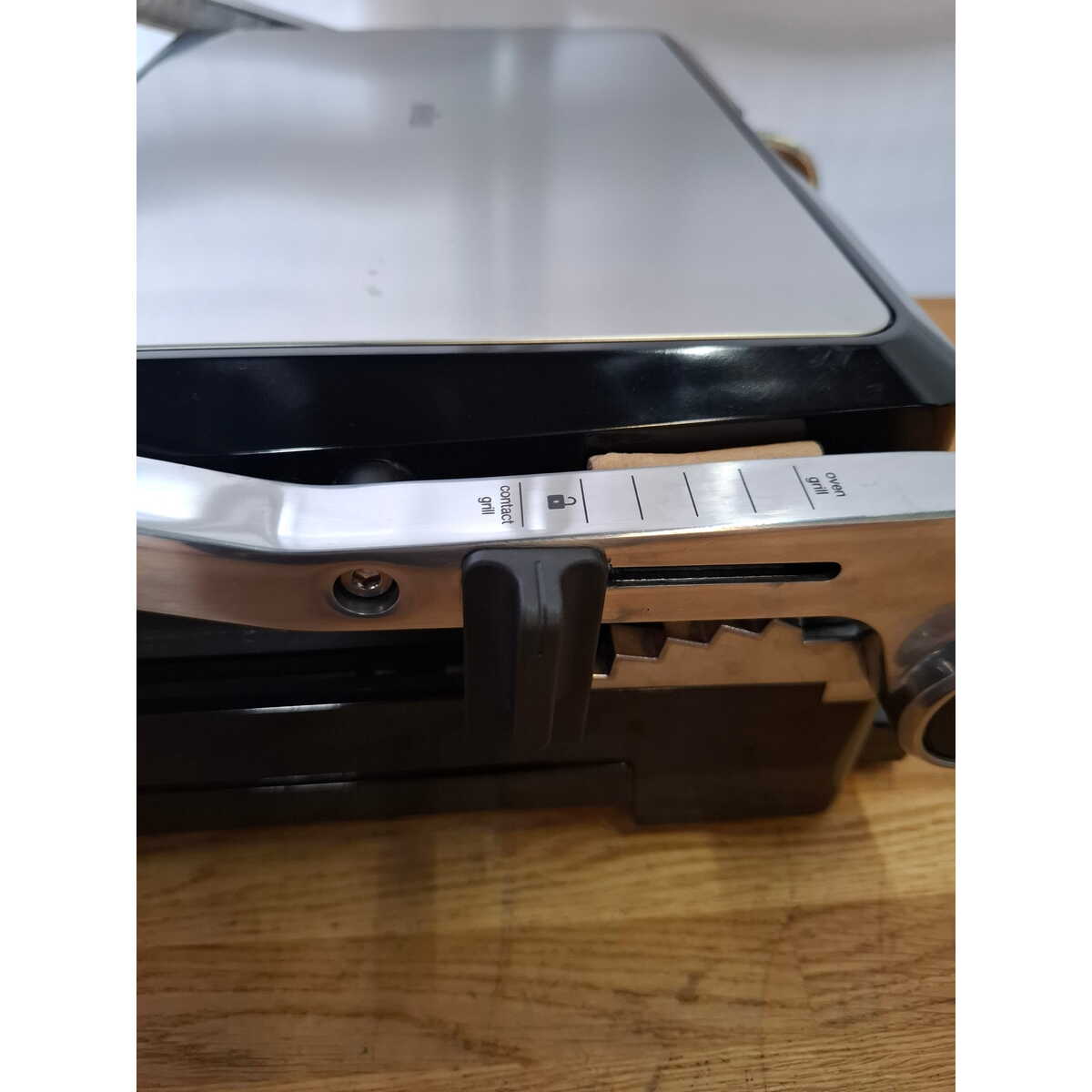 Электрогриль Braun CG7010 (Цвет: Silver/Black)
