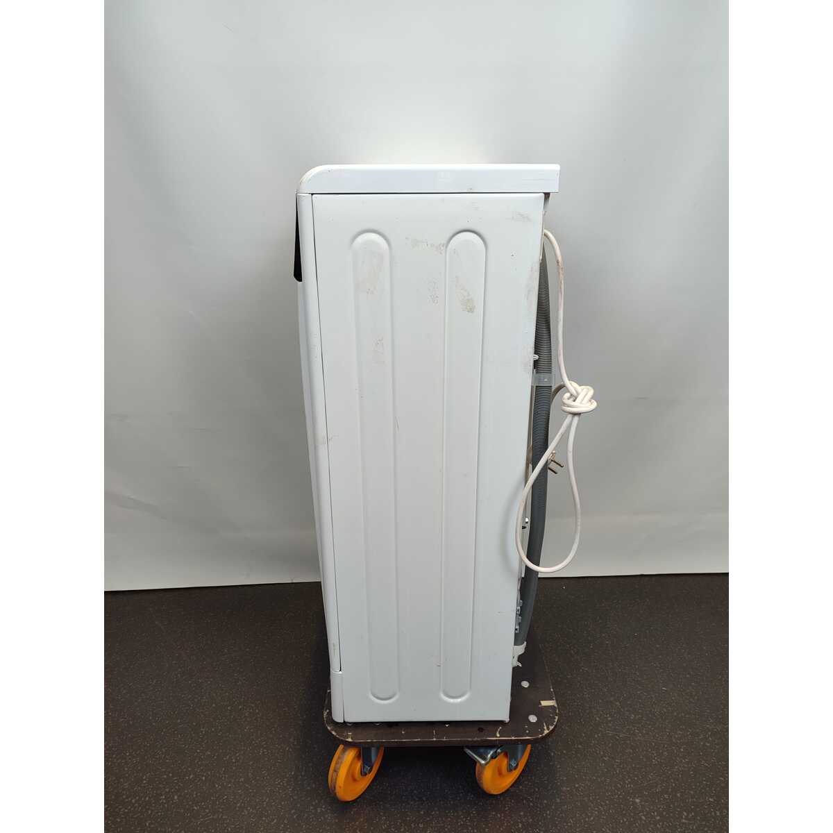 Стиральная машина Indesit EWUD 4105 BK CIS, белый