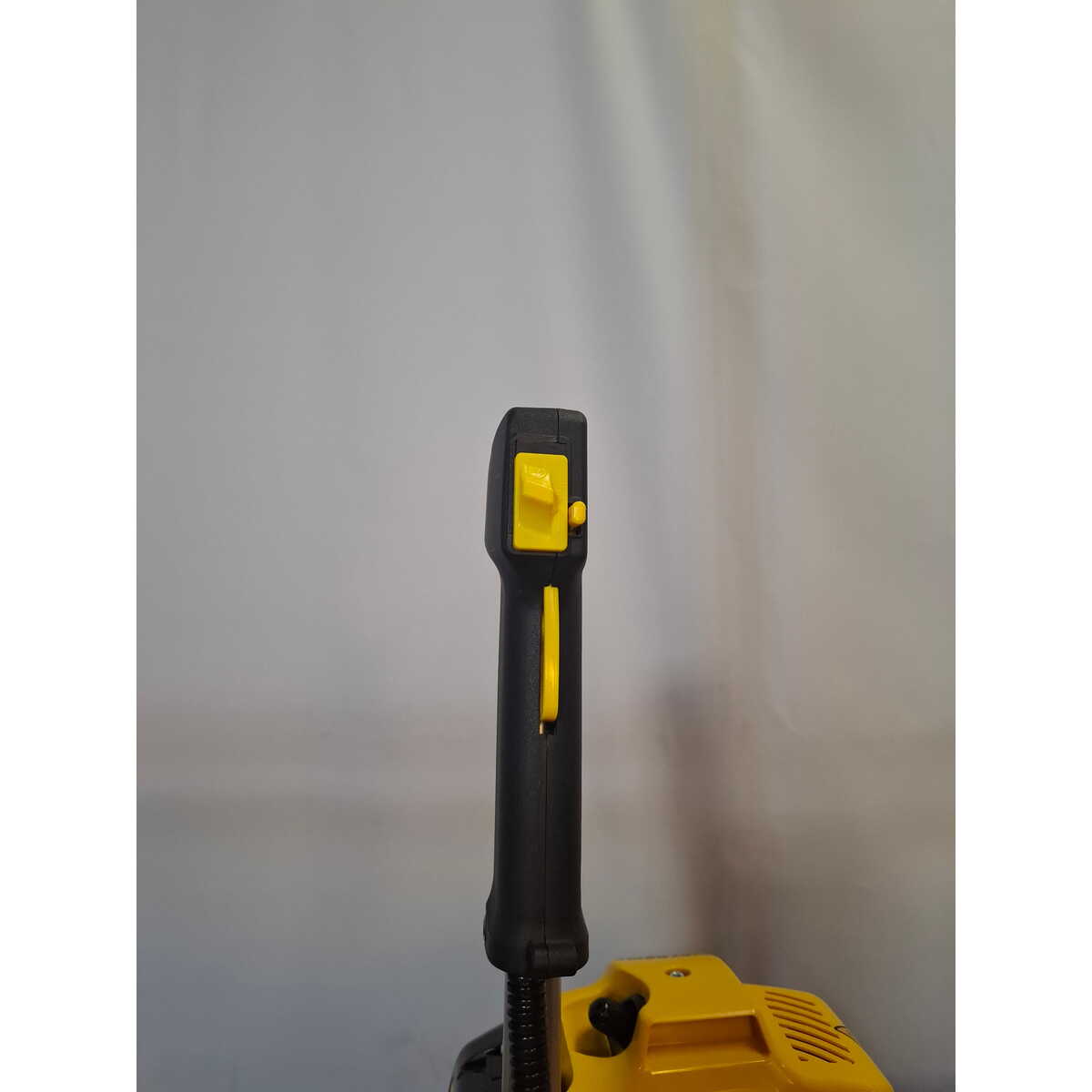 Триммер бензиновый Champion T523S-2 (Цвет: Yellow)