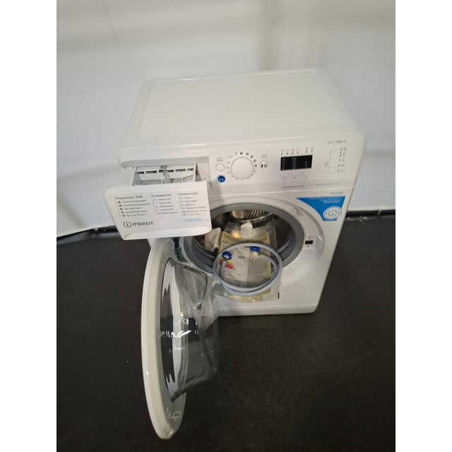 Стиральная машина Indesit BWSA 7109 WWV, белый