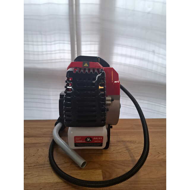 Триммер бензиновый MTX MT-52 (2-коробки) (Цвет: Red / Black)