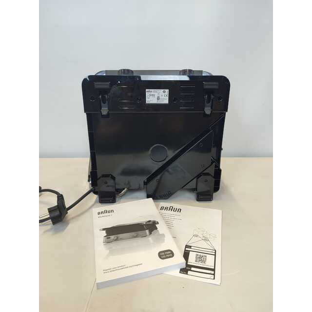 Электрогриль Braun CG7010 (Цвет: Silver / Black)