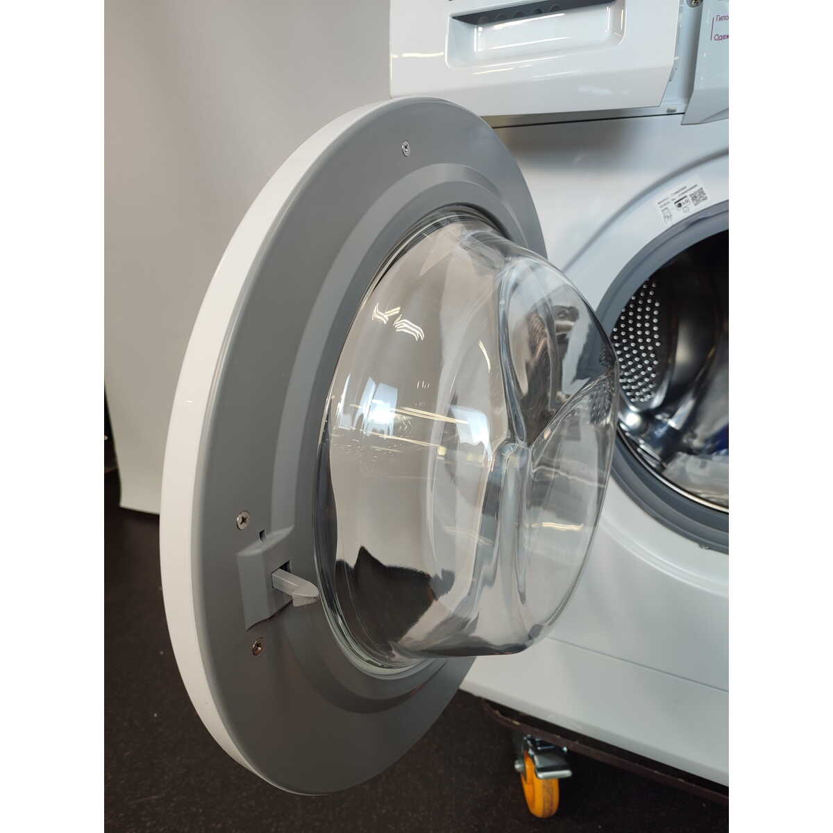 Стиральная машина LG F1296CDS0X, белый