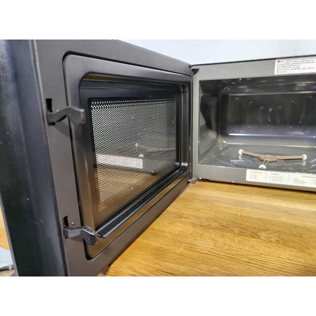 Микроволновая печь LG MS2032GAS, черный