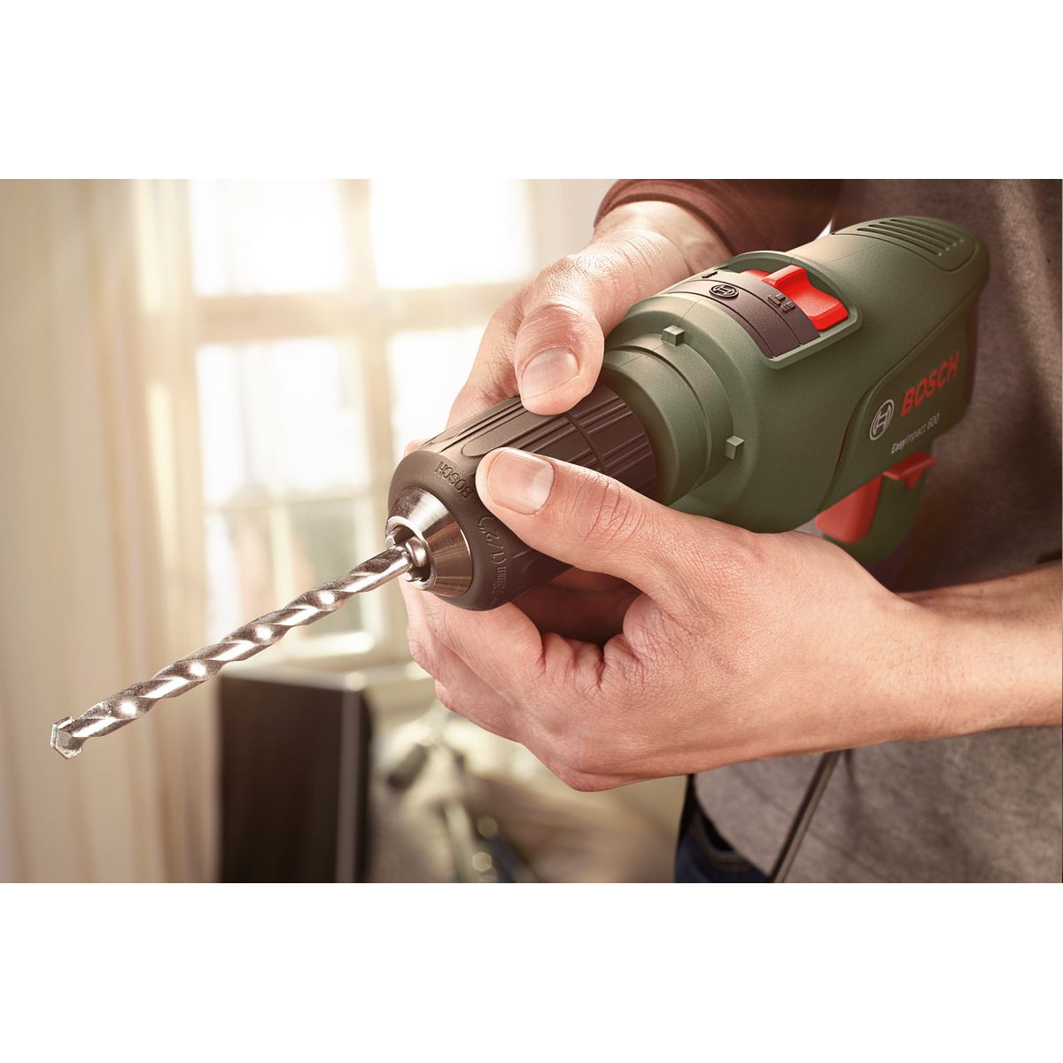 Дрель ударная Bosch EasyImpact 600 (Цвет: Green)