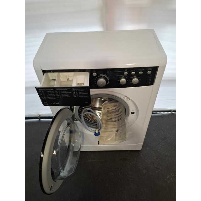 Стиральная машина Indesit EWUD 4105 BK CIS, белый