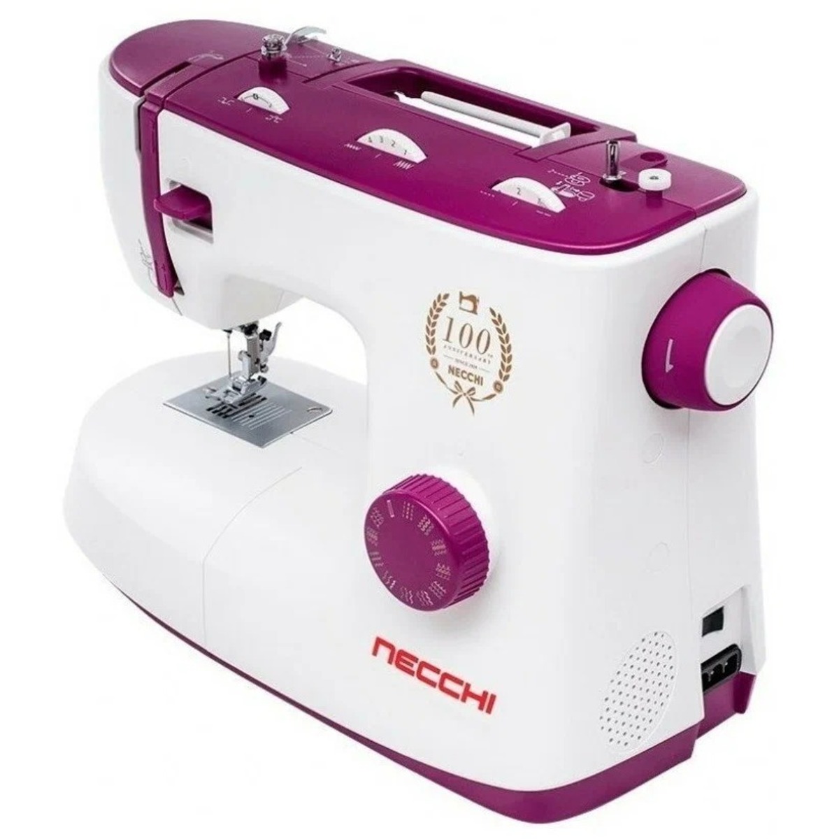 Швейная машина Necchi K132A, белый