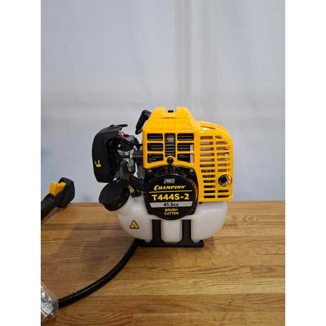 Триммер бензиновый Champion T444S-2 (2-коробки) (Цвет: Yellow / Black)