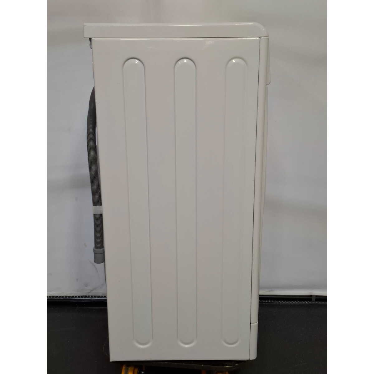 Стиральная машина Indesit IWSB 5105, белый