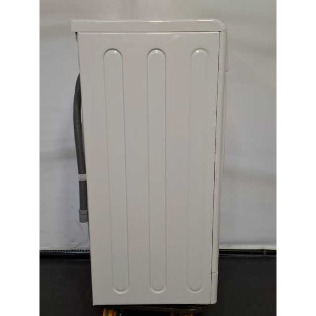 Стиральная машина Indesit IWSB 5105, белый Стиральная машина Indesit IWSB 5105, белый