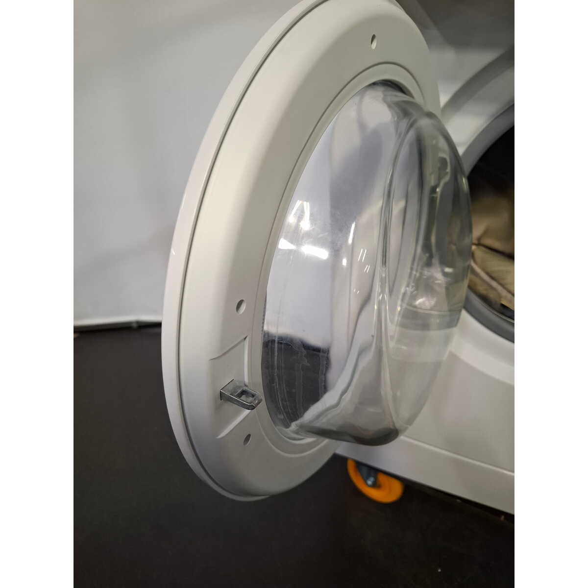 Стиральная машина Indesit IWSB 5105, белый