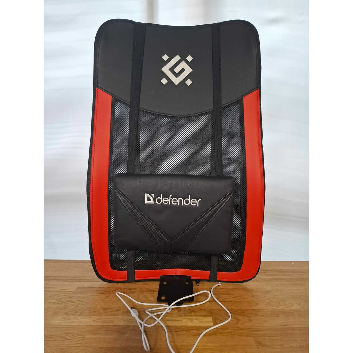 Кресло игровое Defender West (Цвет: Black / Red)
