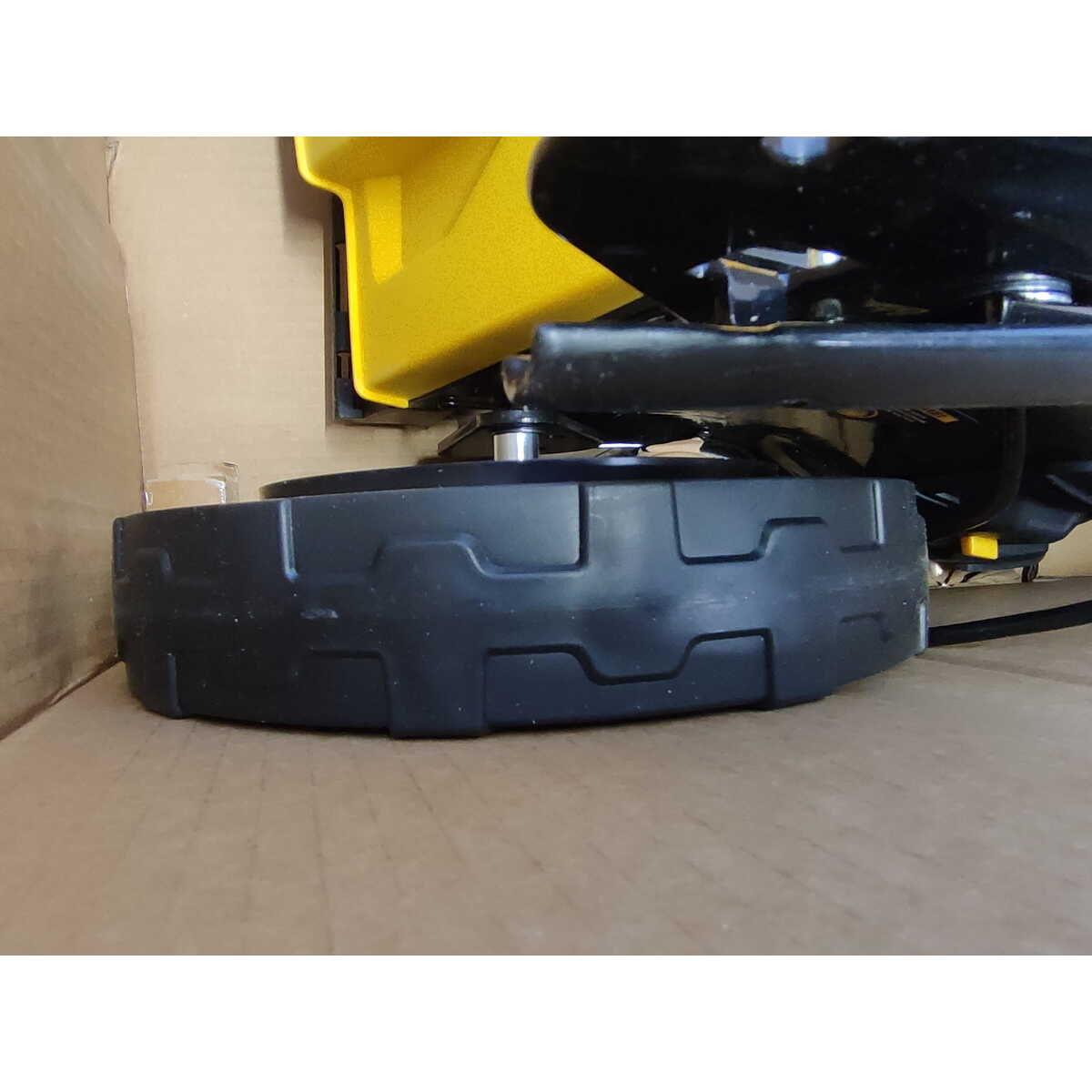 Газонокосилка роторная Denzel DLM-460 (Цвет: Yellow / Black)