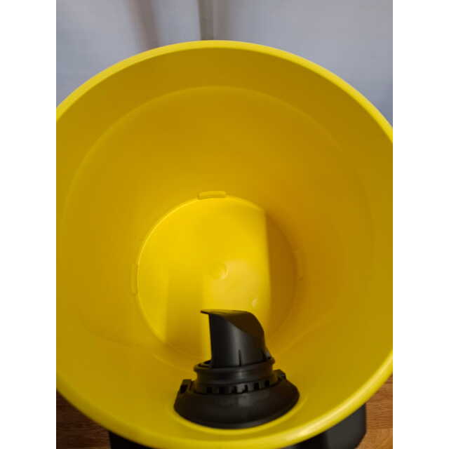 Строительный пылесос Karcher WD 3 V-17 / 4 / 20 (Цвет: Yellow)