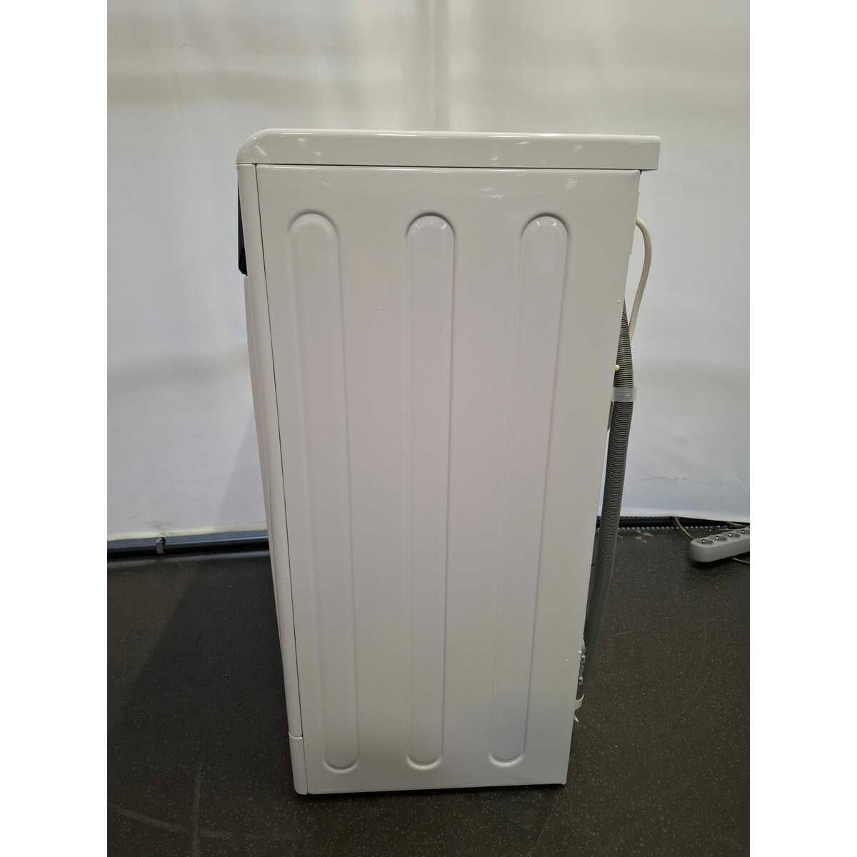 Стиральная машина Indesit EWSB 5085 BK CIS (Цвет: White/Black)