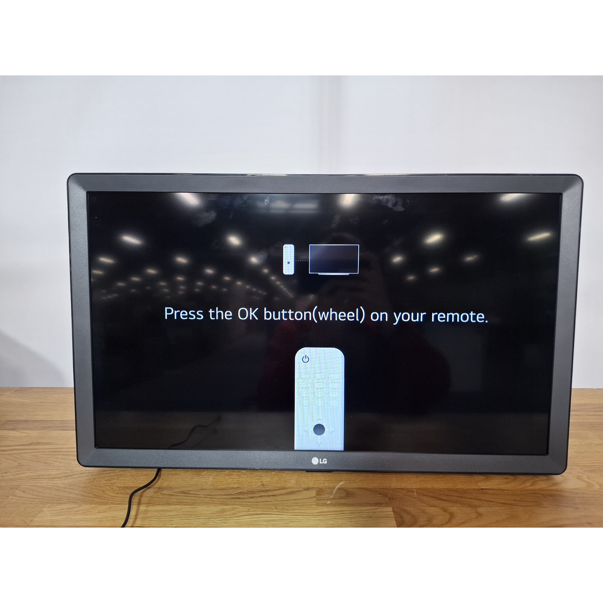 Телевизор LG 24