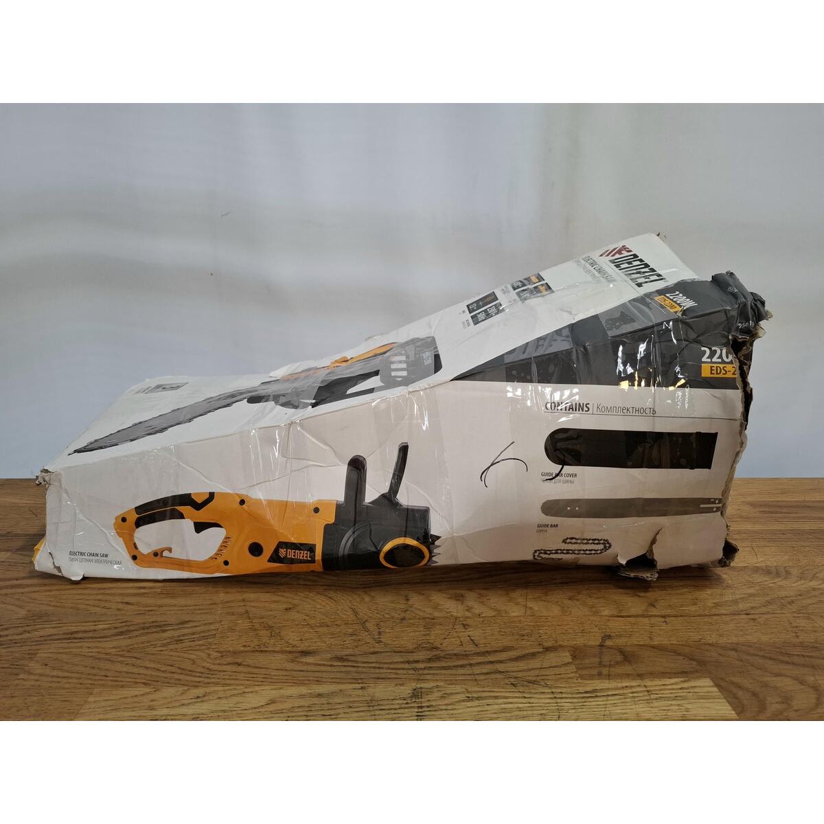 Электрическая цепная пила Denzel EDS-2200 (Цвет: Yellow)