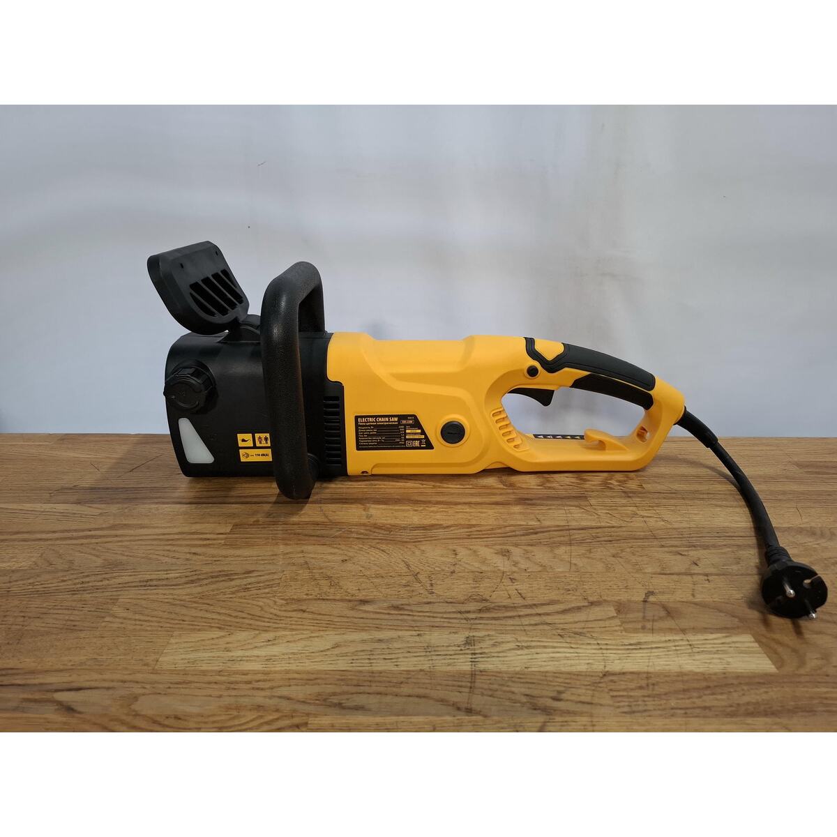 Электрическая цепная пила Denzel EDS-2200 (Цвет: Yellow)