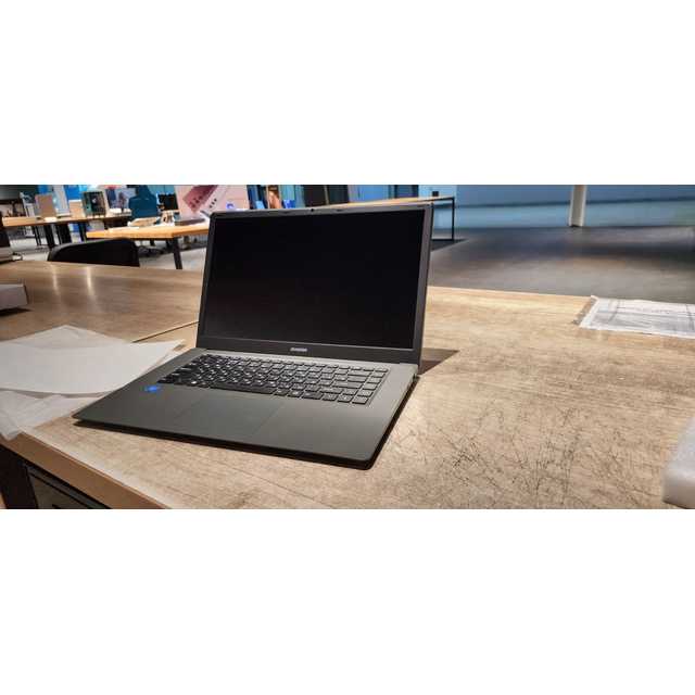 Ноутбук DIGMA EVE 15 C407 15.6