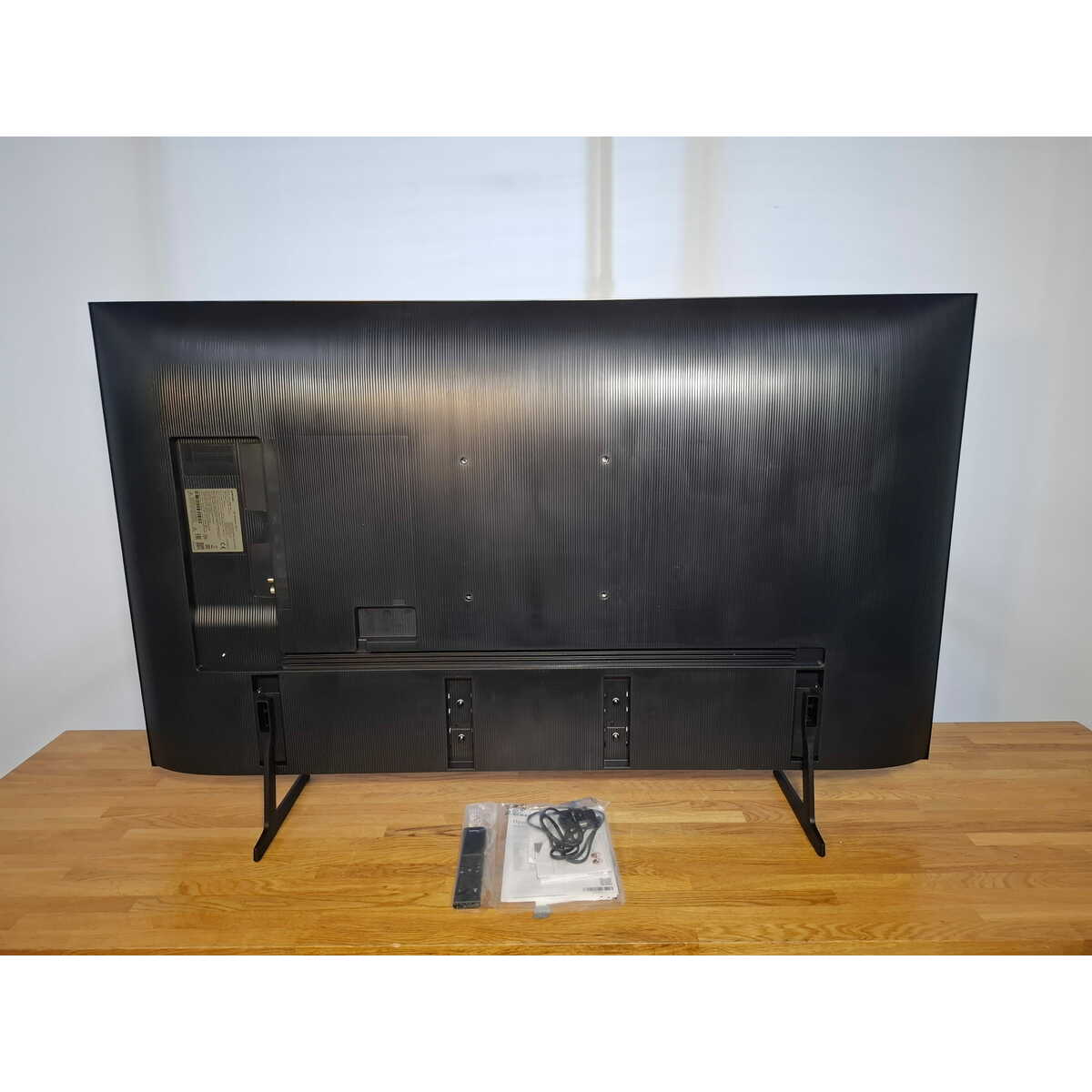 Телевизор Samsung 55" UE55DU7100UXRU, черный 