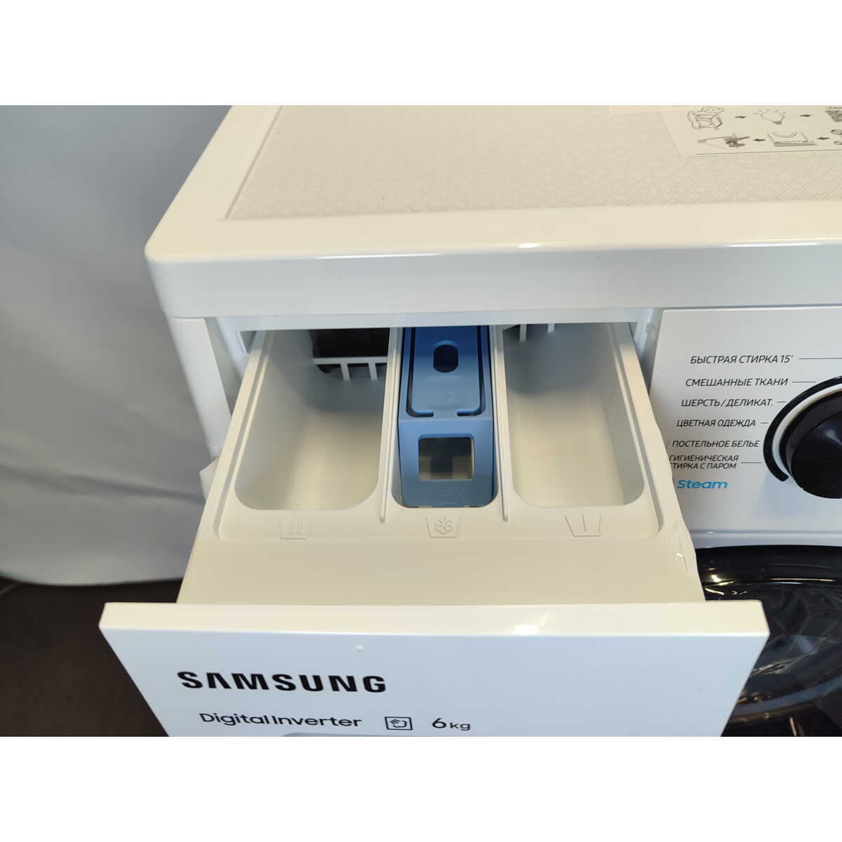 Стиральная машина Samsung WW60AG4S00CE/LD, белый