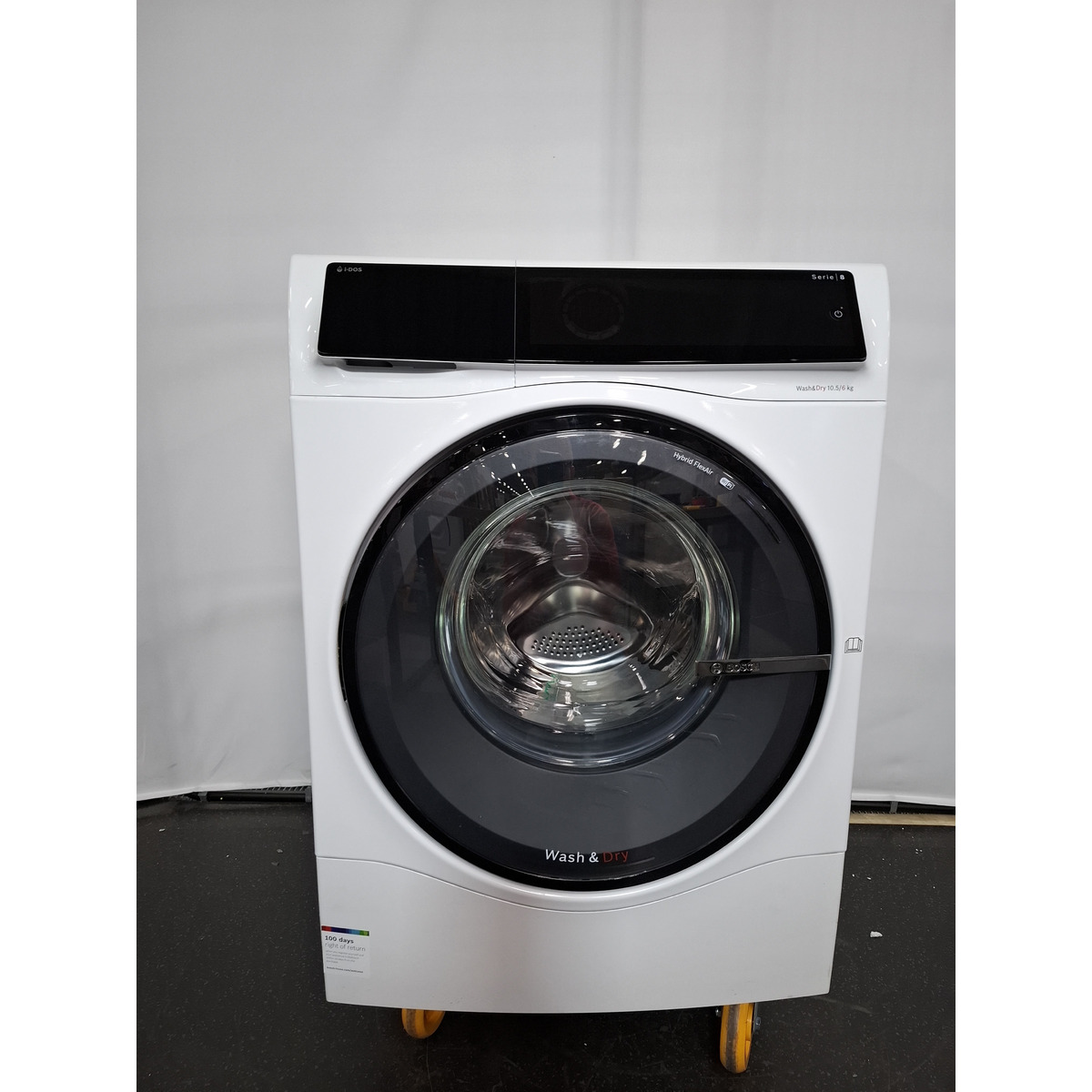 Стиральная машина Bosch Serie 8 WNC254A0SN, белый