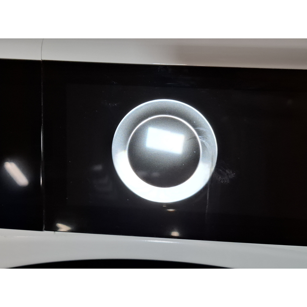 Стиральная машина Bosch Serie 8 WNC254A0SN, белый