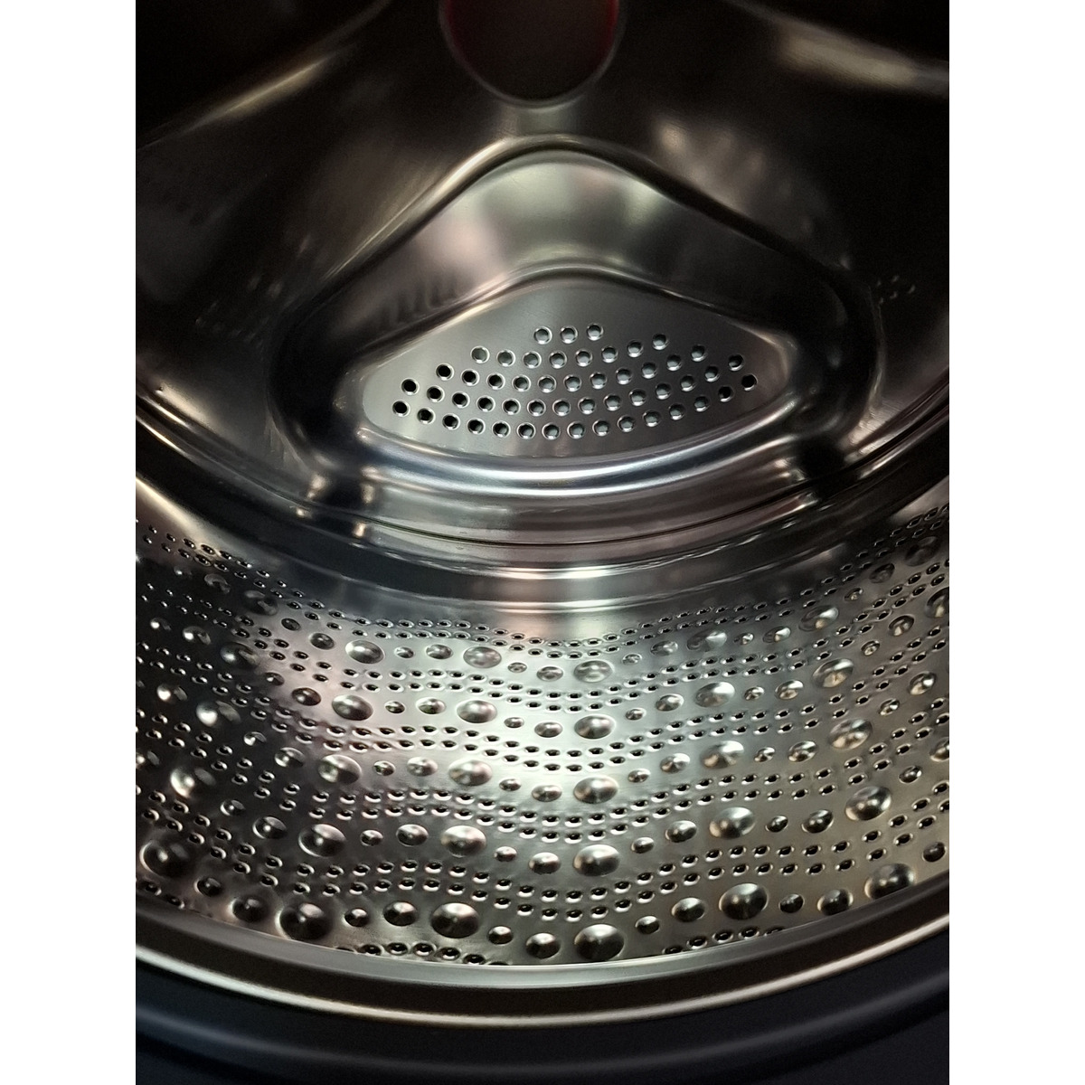Стиральная машина Bosch Serie 8 WNC254A0SN, белый