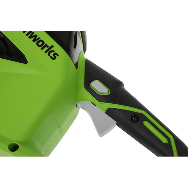 Электрическая цепная пила Greenworks GD40CS18K4 (Цвет: Green) Электрическая цепная пила Greenworks GD40CS18K4 (Цвет: Green)