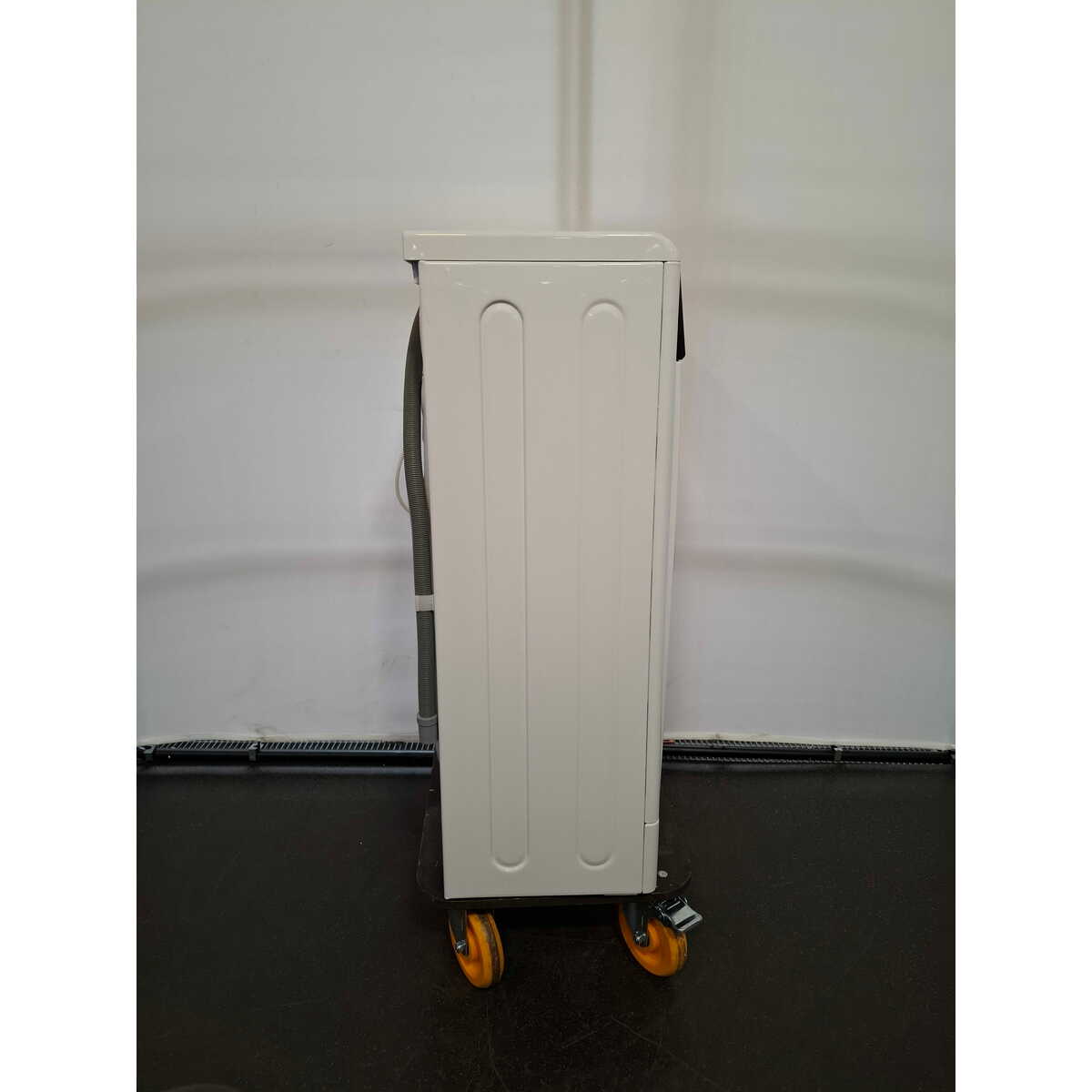Стиральная машина Indesit EWUD 4105 BK CIS, белый