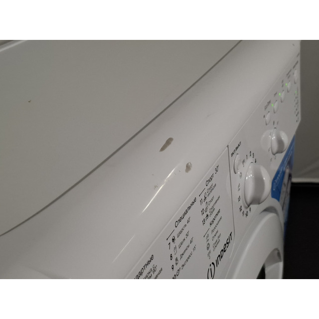 Стиральная машина Indesit IWUB 4085, белый